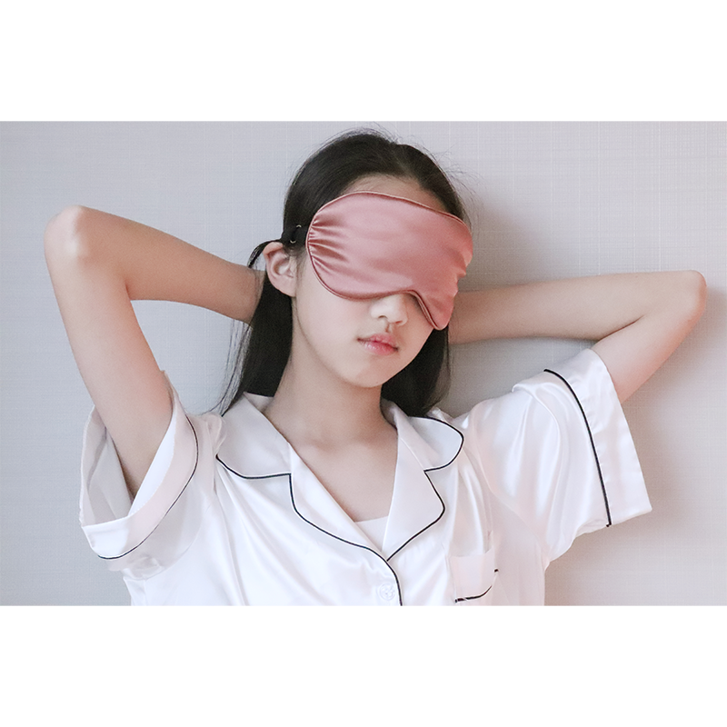 Luksuzna mekana satenska maska ​​za spavanje, meka navlaka za oči za spavanje, povez za oči s podesivom elastičnom trakom po narudžbi (1)